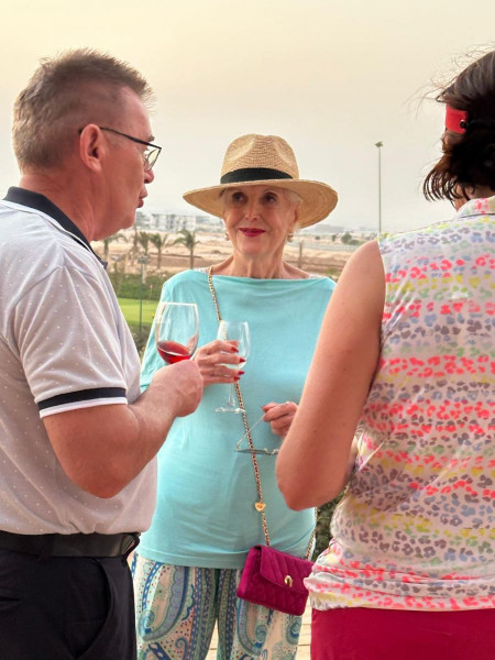 WhatsApp-Image-2025-11-08-at-18.10.40-45